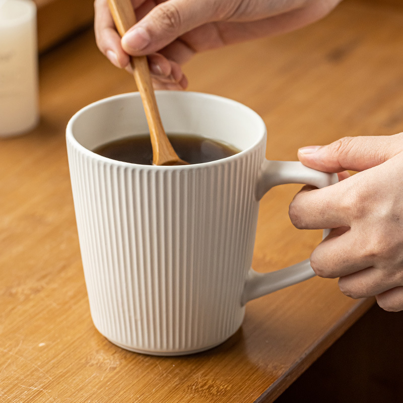 1Pc 500ml Embossed Ceramic Mil - огляд і ціна Coffee Equipment Gift